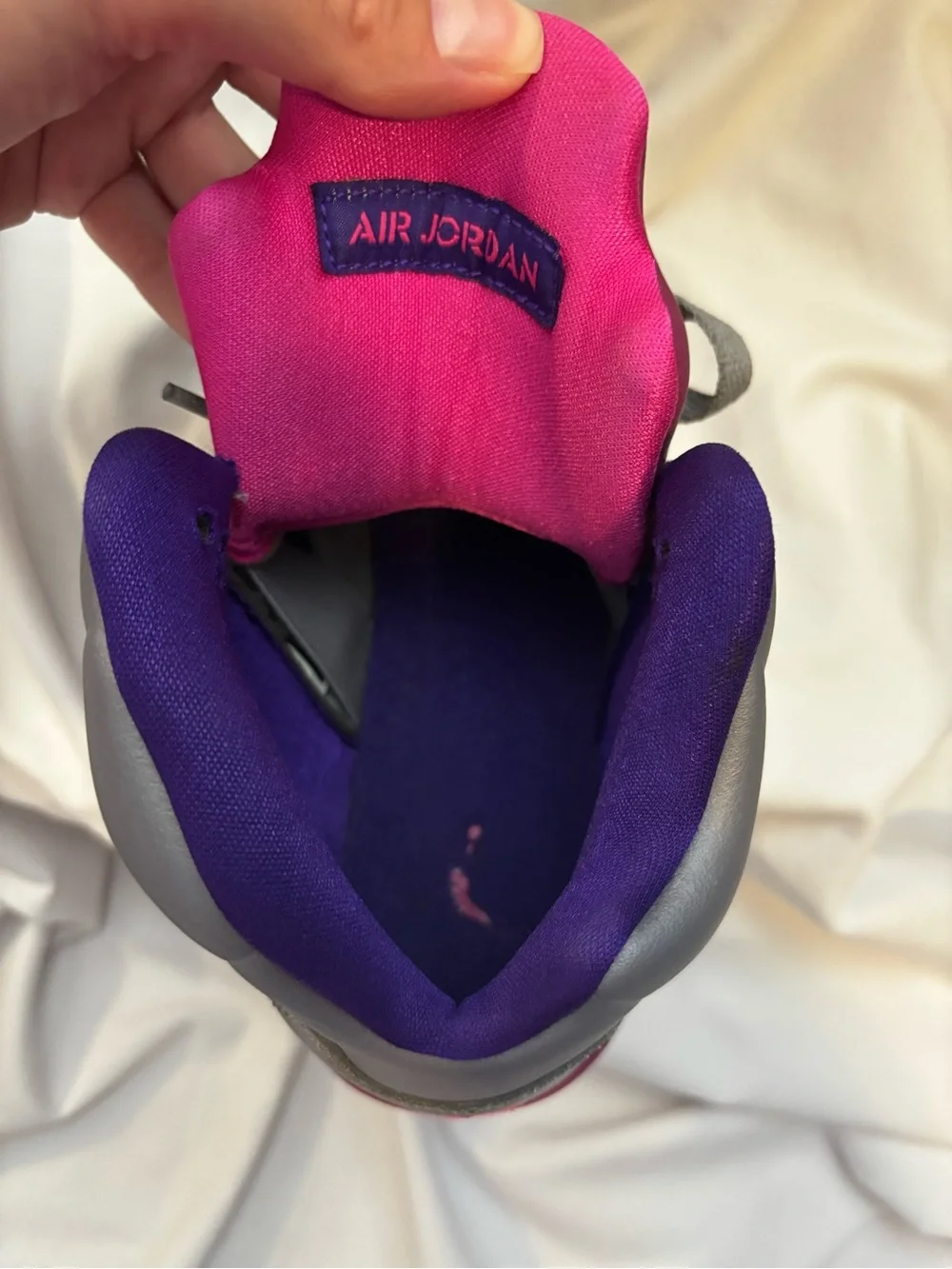 Nike Air Jordan 5 Retro Cement Grey Pink sneakers - Picture 9 of 9